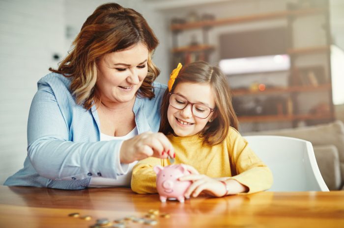 Finanzerziehung im Alltag: Praktische Tipps für Eltern auswählen